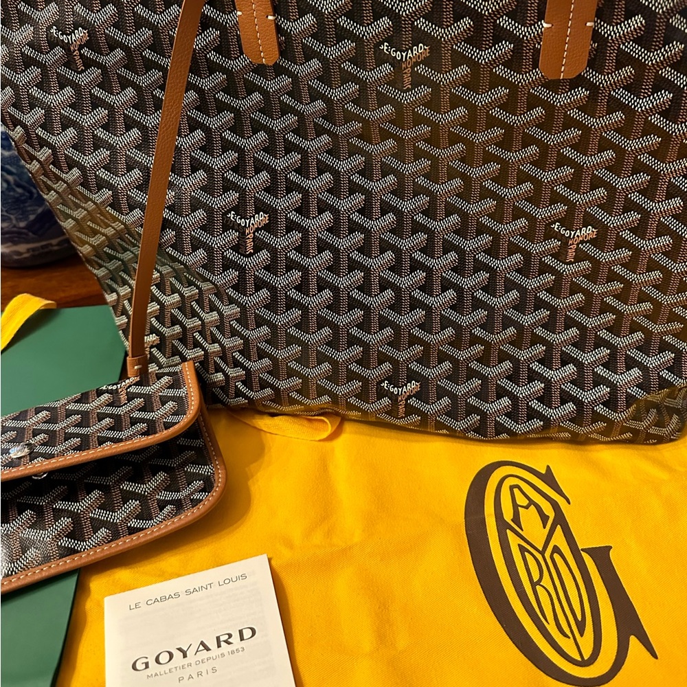 NWT Genuine Goyard Goyardine Black and Brown St. Louis PM Tote.